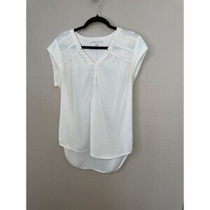 Daniel Rainn Womens Off-White Blouse Medium‎ short sleeve polyester v-neck